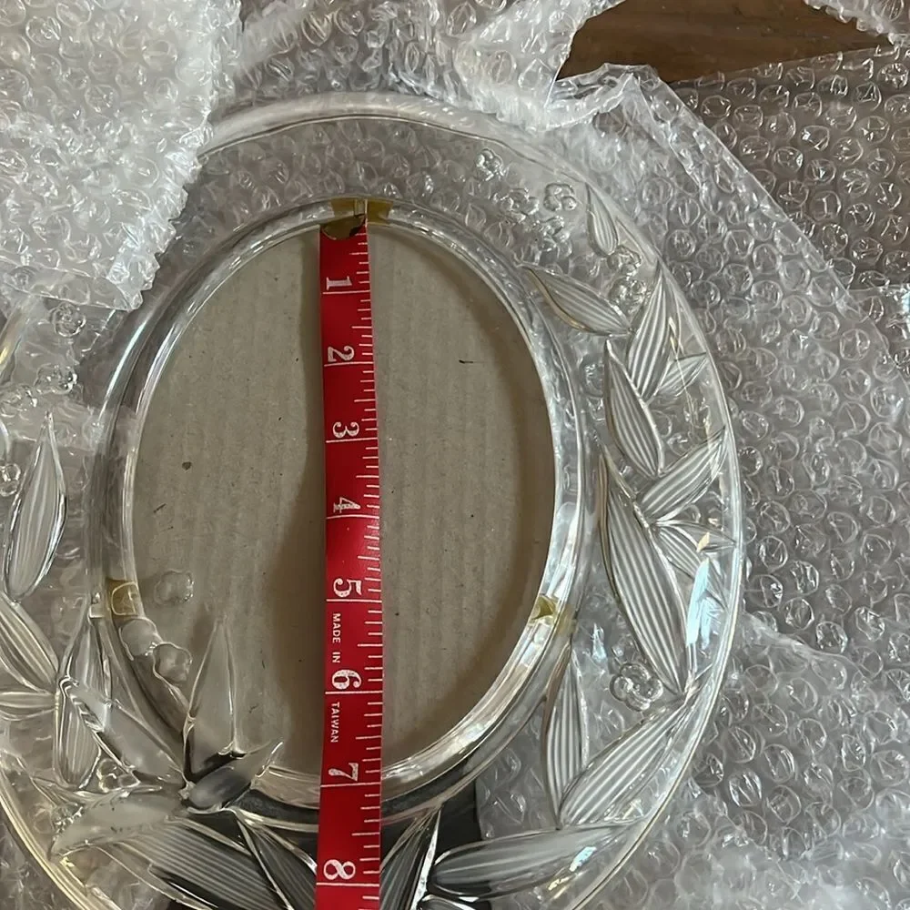 Oval Picture Frame